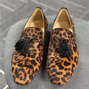 Lyxiga män mocka loafers spikar formella skodesigners klänning sko mode läder komfort kontor bröllop party skor stor storlek 38-48 no497