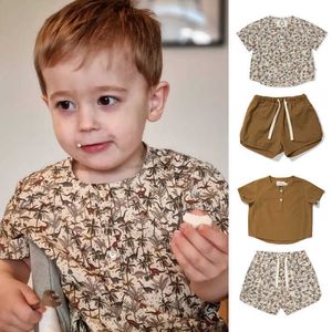 Sets Jungen Kleidung KS Brand New Sommer T-Shirt Shorts Mode Design Baby Kinder Baumwolle Gestreifte Tops Tee Teenager Mädchen Kleidung Outfit P230418