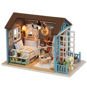 ArchitectureDIY House DIY Christmas Miniature Kit Realistic Mini 3D Wooden House Room With LED Lights Christmas Decoration Gift for Kids 230417