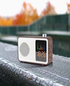 FMラジオデジタル目覚まし時計を備えた木製のレトロステレオBluetoothスピーカーサポートTF Cardauxin LED BRINKING TOON TONE MUSIC BOX RADIO5871543