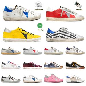 2023 Klänningsskor Business Casual Shoes Mens Womens Super Star Silver Leather With Flag Printed and Star Yellow Suede With Black Star White Red Grey Suede