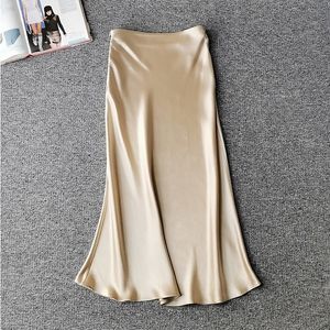 Skirts Knee-length Satin Skirt Fishtail Silk Skirt High Waist Hip Skirt Slim Flounce Pearl Heavy Triacetate Silk Slip Pendant OL Female 230418