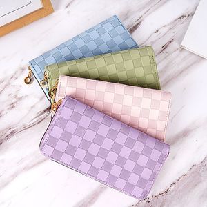 Moda Donna Portafoglio Pochette Uomo Cerniera Bifold Portafogli Plaid in rilievo Porta carte da donna Portamonete Designer Borsa Passaporto granuloso