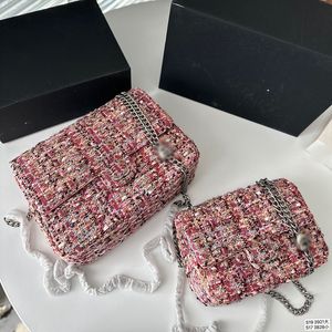 23A WOC WOC BAB MADA WOMAS WORMATR Tweed Srebrna Metalowa klamra Luksusowa torebka Miłość Matelasse Sain Crossbody Bag designer torebki makijażu 19/24 cm