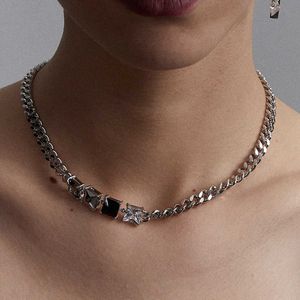 Подвесные ожерелья 2022 модная тенденция черно -белая контрастная хрустальная куб из нержавеющей стали для женщин мужчинах egirl grunge emo y2k ювелирные изделия Z0417