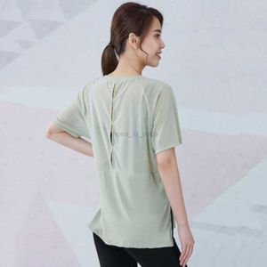 Lu Yoga Yeni 2021 Yoga Spor Kısa kollu Kadınlar Fitness Spor Dikişi İçi Boş Güzel Sırt Nefes Alabaş Ter Absorbing T-Shirt