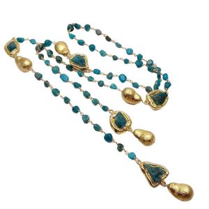Anhänger Halsketten YYGEM Natürlicher blauer Kyanit Grobes Nugget Goldfarbe Gebürstete Perle Lange Halskette 40 