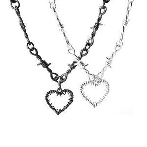 Pendant Necklaces Fashion Gothic Thorns Brambles Heart Charm Choker Necklace For Men Women Hiphop Punk Black Chain Necklace Jewelry Gifts Z0417