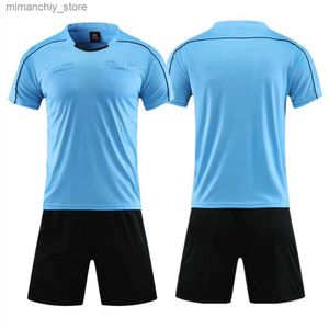 Collectable Professional Soccer Reree Uniform Men Round Neck Football Reree Jersey Set Short Seve Judge shirt Three Pockets Shorts Q231118