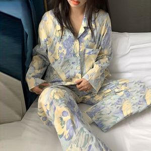 Kobietowa odzież sutowa Kobiety Pajama Zestawy Sprężyny jesienne Kwiatowe kwiecistą odzież nocną odzież nocną luźne eleganckie piżamę kobiet 2-częściowy M-3xl 230418