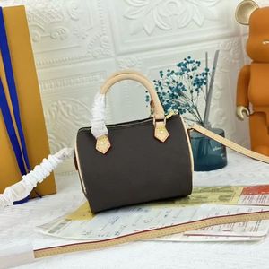 Presbyopia Handbag Designer Women's Messenger Bag Luxury Shoulder Bag Canvas Embroidery Embossed Out of Print Wild Clothes