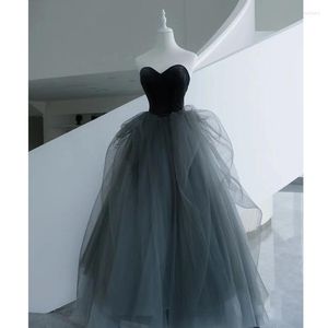 Sukienki imprezowe 14471#ieena czarna saga szara elegancka liniowa elegancka ukochana puchowa tiulowa sukienka balowa wieczór prawdziwy obraz