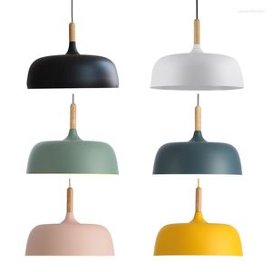 Lâmpadas pendentes Modern Color Macarone Light Restaurant Shop Shop Iron Lampshade Salte Lâmpada de Dinning Room Lamparas LED