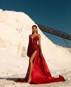 Red Mermaid Evening Dresses Sleeveless V Neck Appliques Sequins Floor Length Lace Beaded Side Slit Satin Train Prom Dress Formal Gown Plus Size Gowns Party Dress