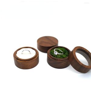 Jewelry Pouches Walnut Wood Box Case For Proposal Engagement Round Ring Wedding Earring Rings Gift Packaging Organizer