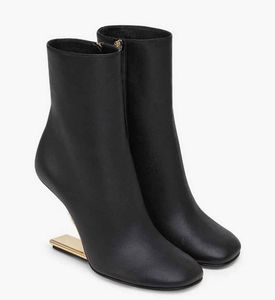 2024 marca de inverno popular primeiras botas femininas tornozelo branco preto nu nappa couro saltos em forma de F dedo do pé arredondado botas de metal dourado senhora booty EU35-43 caixa