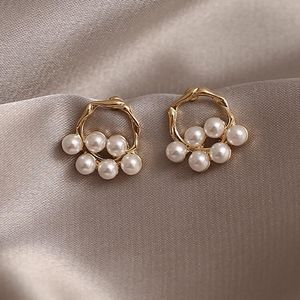 Studörhängen GIRAFE KOREAN CRYSTAL LINE METAL Pearl for Women Girl Simple Gold Color Small Earring Party Smycken