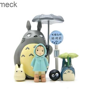 Anime Manga 6pcs/lot Totoro Bus Station Coal Ball Xiaomei Umbrella Totoro Micro Landscape Action Figures Model Dolls