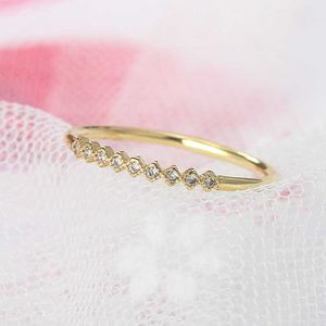 Ringos de banda Zhouyang Dainty Ring For Women Simple Elegant Simple Geometry Mini Zircon Color Gold Color Slim Rings Rings Wholesale Jóias R157