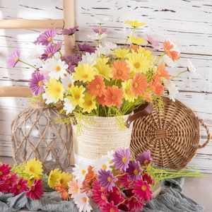 Flores decorativas de seda artificial Gerbera Daisies com caule para a decoração de festas de cozinha em casa