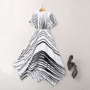 2023 Summer White Print Print Brated Bressy Short Sleeve Stand Stand Pleated Midi Dresses Dresses A3A101459