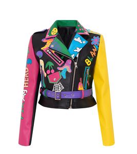 Женские кожаные куртки из искусственной кожи с граффити и цветочным принтом в стиле панк, мотоциклетные, байкерские, на молнии с заклепками на талии, женские пальто контрастного цвета, верхняя одежда MT-26312