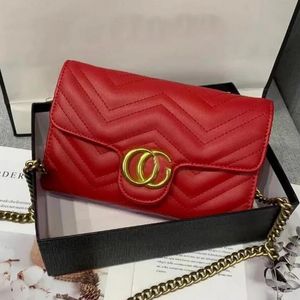 En kaliteli moda omuz çantaları çanta metal zinciri küçük crossbody çanta çanta cüzdanı kadınlar flip kapak haberci çantası