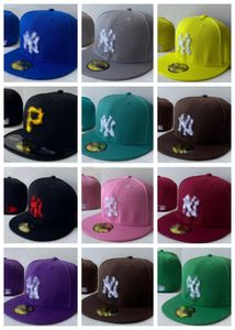 Hot Designer Fitted hats Snapbacks hat All Team Logo Adjustable baskball Caps Outdoor Sports Embroidery Cotton flat Closed Beanies flex sun cap with original tag