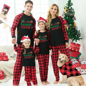 Aile Eşleşen Kıyafetler Ebeveyn Çocuk Erkek Baba Kıyafetleri Sıcak Noel Takımları Ekose Ev Saten Pijama Şort 231118