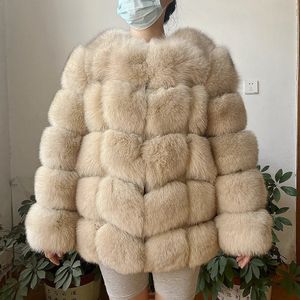 Futro dla kobiet sztuczne 2023 Zimowa prawdziwa płaszcz Wysokiej jakości naturalna kamizelka mody futra kamizelka kurtki oryginalna skóra 231118