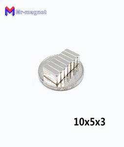 Magnesy lodówki 100pcs N35 1053 mm stały magnes 1053 Super mocny blok dymu 10x5x3 NDFEB 10x5x3mm z powłoką niklu6368160