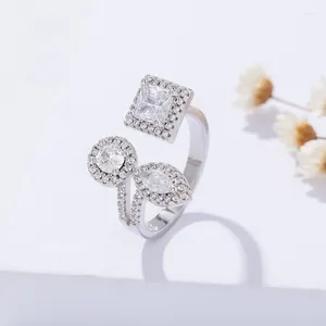 Wedding Rings Exquisite Twist Arm Cross Rhinestone Ring Luxury Silver Plated Zirconia Adjustable Lady Charm Bride Engagement Jewelry