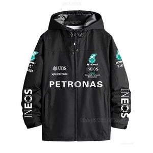 Mens Hoodies 스웨트 셔츠 2024 F1 Petronas 인쇄 까마귀 포뮬러 1 자동차 팬 레이싱 팀 의류 재킷 바람 방전 블랙 블루