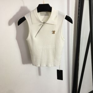 23SS Yeni Kadın Tasarımcı Tee Knits Designer T Shirt Tasarımcı Üstler Metal Mektup İşareti Yaz Kızları Vintage Zip Frop