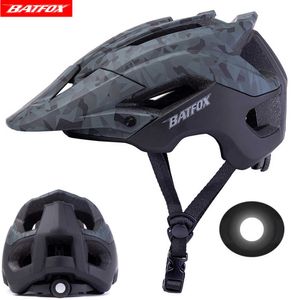 Cycling Helmets BATFOX MTB cycling helmet road bike kask new bicycle helmets for men M / L 56-62CM adjustable Integrated mountain bike helmet P230419