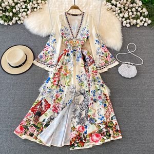 Beach Holiday Dress Bohemian Ethnic Style Printed V-neck Flare Sleeve Dress Elegant and Elegant Style Large Swing Long Dress