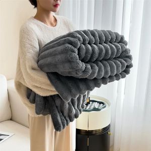 Blankets WASART Soft warm Imitation fur blanket winter fluffy rabbit plush large bedspread sofa throw coral fleece bed blanket home decor 231118