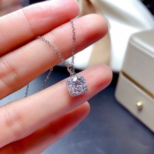 Классические ювелирные изделия Moissanite Set 925 СВОРИ СВЕДЕНИЯ СВЕДЕНИЯ БИДЖУ СВАДИЧИ