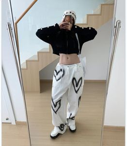 Men's Jeans Wide Leg Jeans for Women Street Fashion Sweet Cool Waist Graffiti INS Sweet Spring Autumn 231118