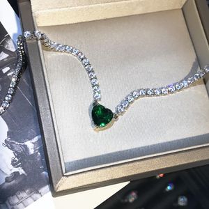 Trendiga Emerald Chocker Halsband 925 Sterling Silver Kedjor Bröllopshängen Halsband För Kvinnor Heart Party Smycken