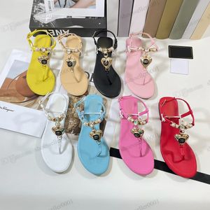 Designer Zomersandalen Love Clip Toe Crystal Decoration Women Beach Shoes Classic Fashion Leather Low Heel Outdoor Comfortabel Flat Casual Sandal Slippers 35-41