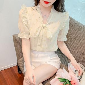 Kvinnors blusar Casual Blus Female 2023 Ruffle Bow V-hals Floral Summer Lady Style Wood Ear Short Sleeve Chiffon Woman Tops