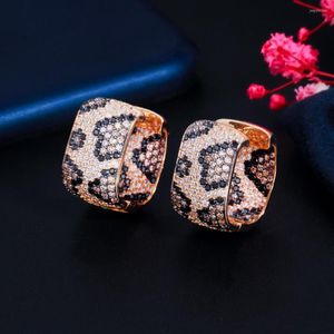 Brincos de argola Moda Retro Snake Padrão Brincho Forma quadrada Shinestone Leopard Zirconia Jóias Aretas de Mujer ZK30