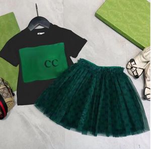 Set di abbigliamento per bambini gonna a velo moda marchio di moda britannico estate tesori per bambini e gonna con cappuccio firmata in due pezzi di cotone per ragazze