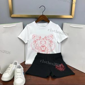 23 Kids Clothing Sets Boy Girl baby Tracksuits Suit Letters Print 2pcs Luxury Designer T shirt short pants Suits Chidlren Casual Sport Clothes 90-160 top fashion brand