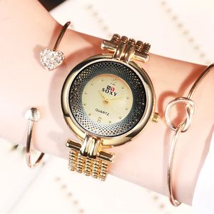 Andra klockor Soxy Luxury Brand Ladies Dress Armband Gold Watch Women's Watches Woman Quartz Watch Fashion Simple Clock Female Wristwatch 231118