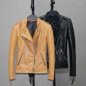 Kvinnors läder Top Class Classic Spring Autumn Slim Short Real Sheepskin Coat Stand Collar Oblique Zipper Kvinnlig motorcykel