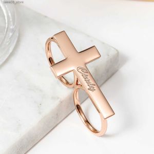 Wedding Rings Personalized Two Finger Double Circle Cross Customized Name Ring Stainless Steel Women's Jewelry 18K Gold Plated Jesus Souvenir Q231120