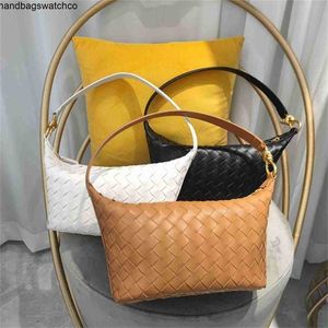 Bottga Ventas Woven Top Wallace Umhängetasche Intrecciato 7A Handgefertigt 2023 Unterarmwickel mit einer tragbaren Lunchbox für Frauen7a Mit Logo aus echtem Leder