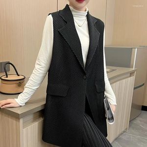 Kadın Ceketleri Miyake Pileli Sonbahar Kolsuz Yelek Top Gevşek ve Çok Yönlü Retro Altında Siyah Ceket Ceket